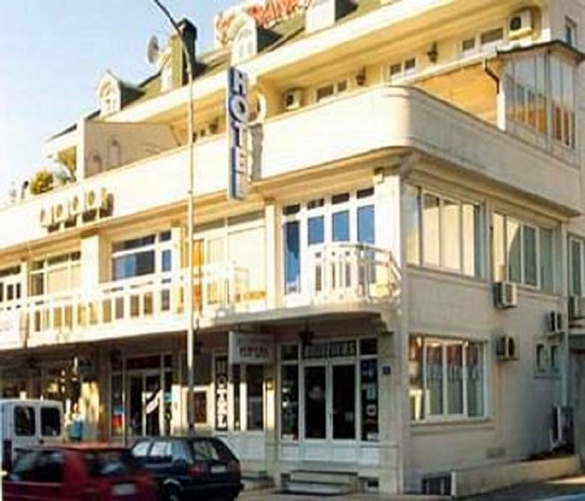 Hotel Bojatours Podgorica Exterior foto